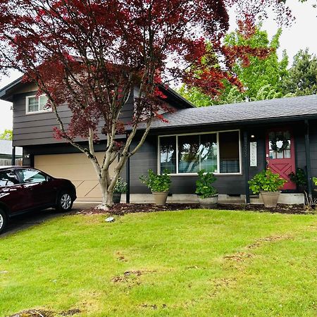 Emerald City 3 Bedroom 1 Bath Home Eugene Exteriör bild